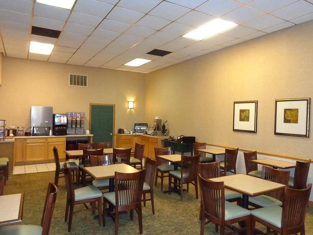 Country Inn & Suites By Radisson, Sparta, Wi Екстер'єр фото